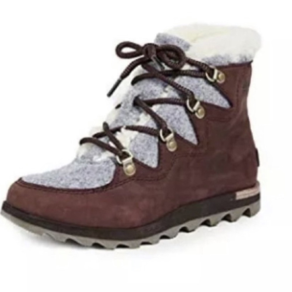 Sorel Sneakchic Alpine Booties